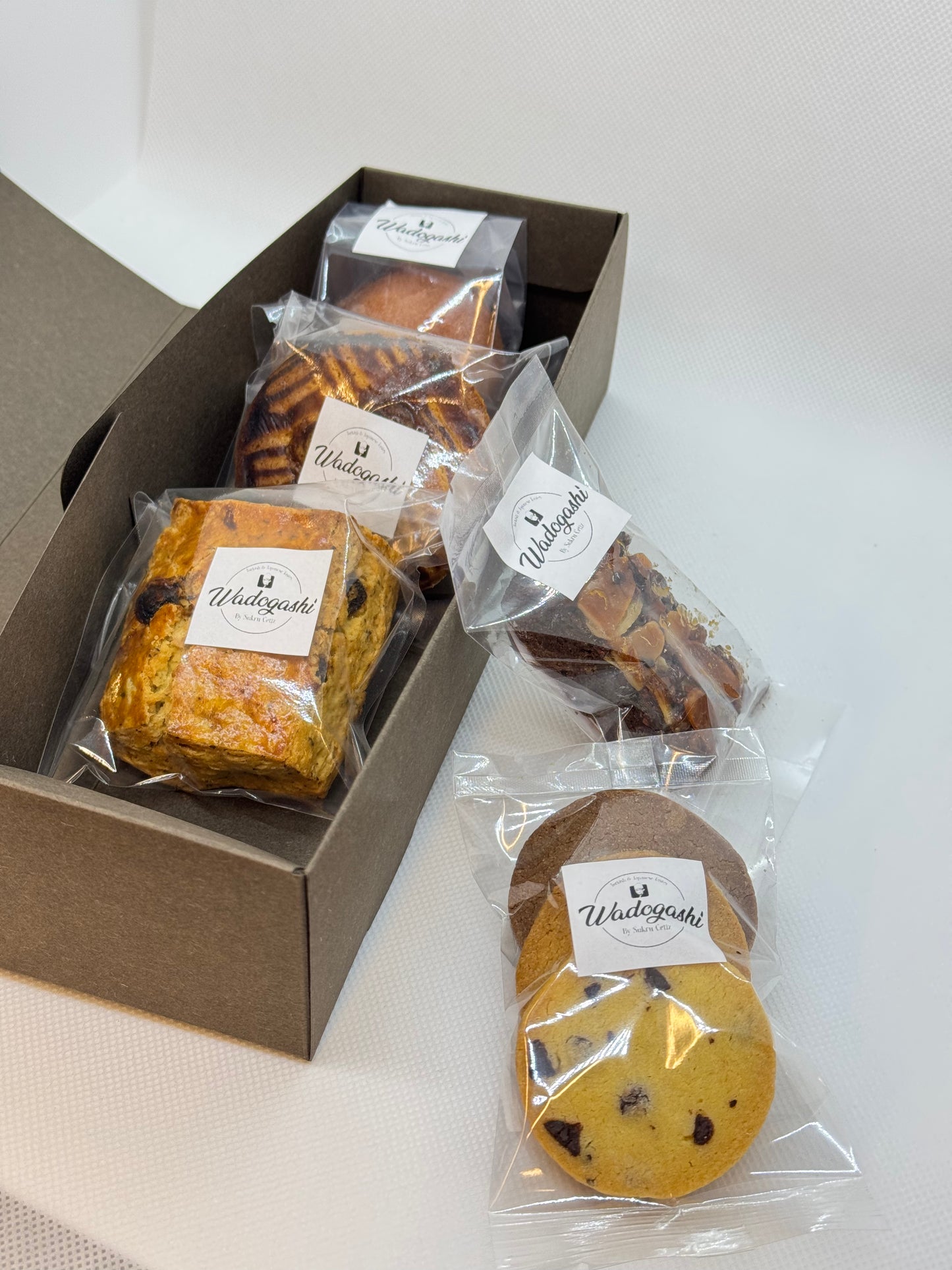 焼き菓子　お楽しみセット　Assorted Baked Goods Set